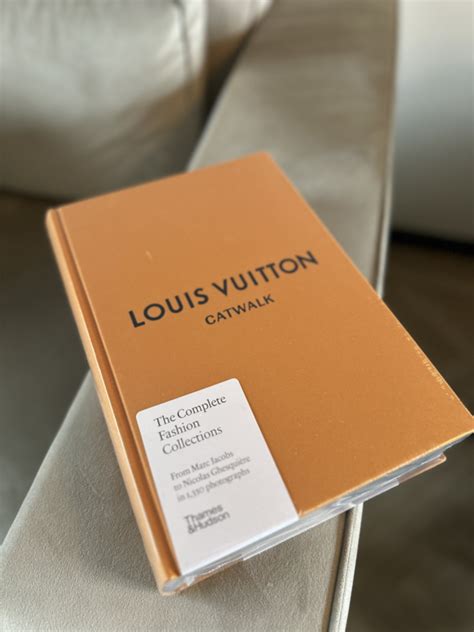 louis vuitton boek nederlands|louis vuitton nederland online shop.